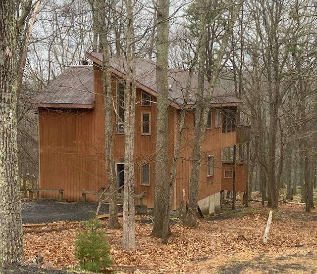 2214 Exeter Court Bushkill, PA 18324 - Photo 1 of 47 IMG_8149 (1)