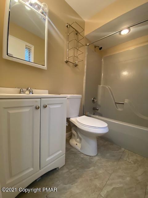 2214 Exeter Court Bushkill, PA 18324 - Photo 27 of 47 IMG_8062