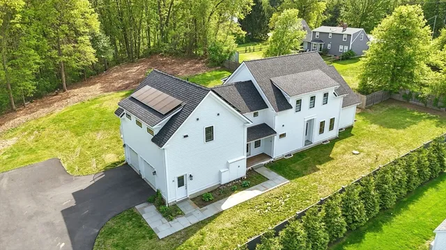 $975,000 | 13-15 Vista Terrace, Amherst, MA 01002