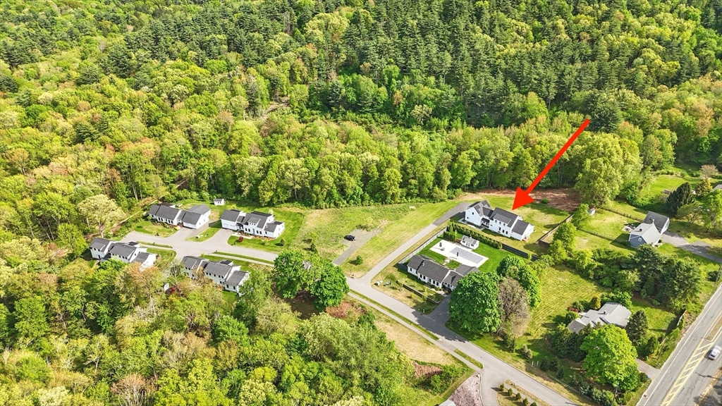 13-15 Vista Terrace Amherst, MA 01002 - Photo 8 of 9