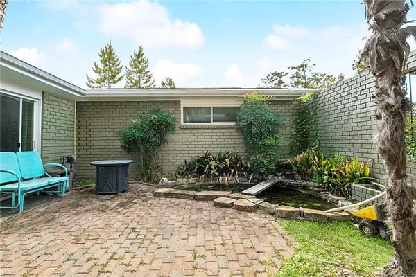 $405,000 | 697 Cambronne Street, Mandeville, LA 70448