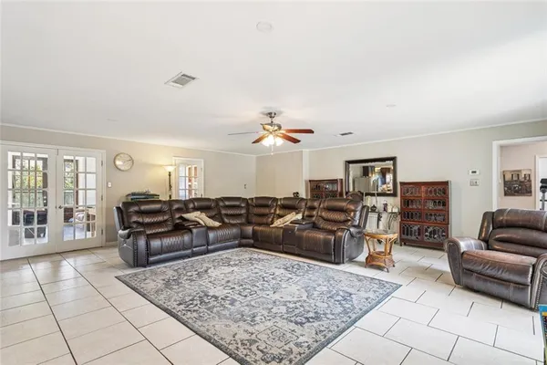 $405,000 | 697 Cambronne Street, Mandeville, LA 70448