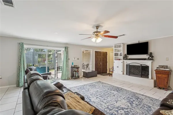 $405,000 | 697 Cambronne Street, Mandeville, LA 70448