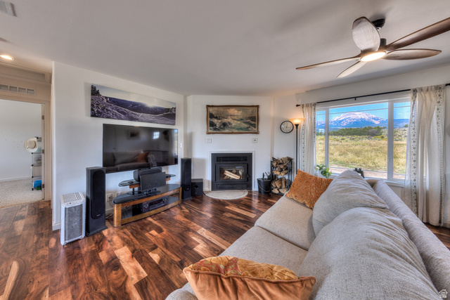 129 Deer Creek Road, Unit 9 La Sal, UT 84530 - Photo 12 of 32