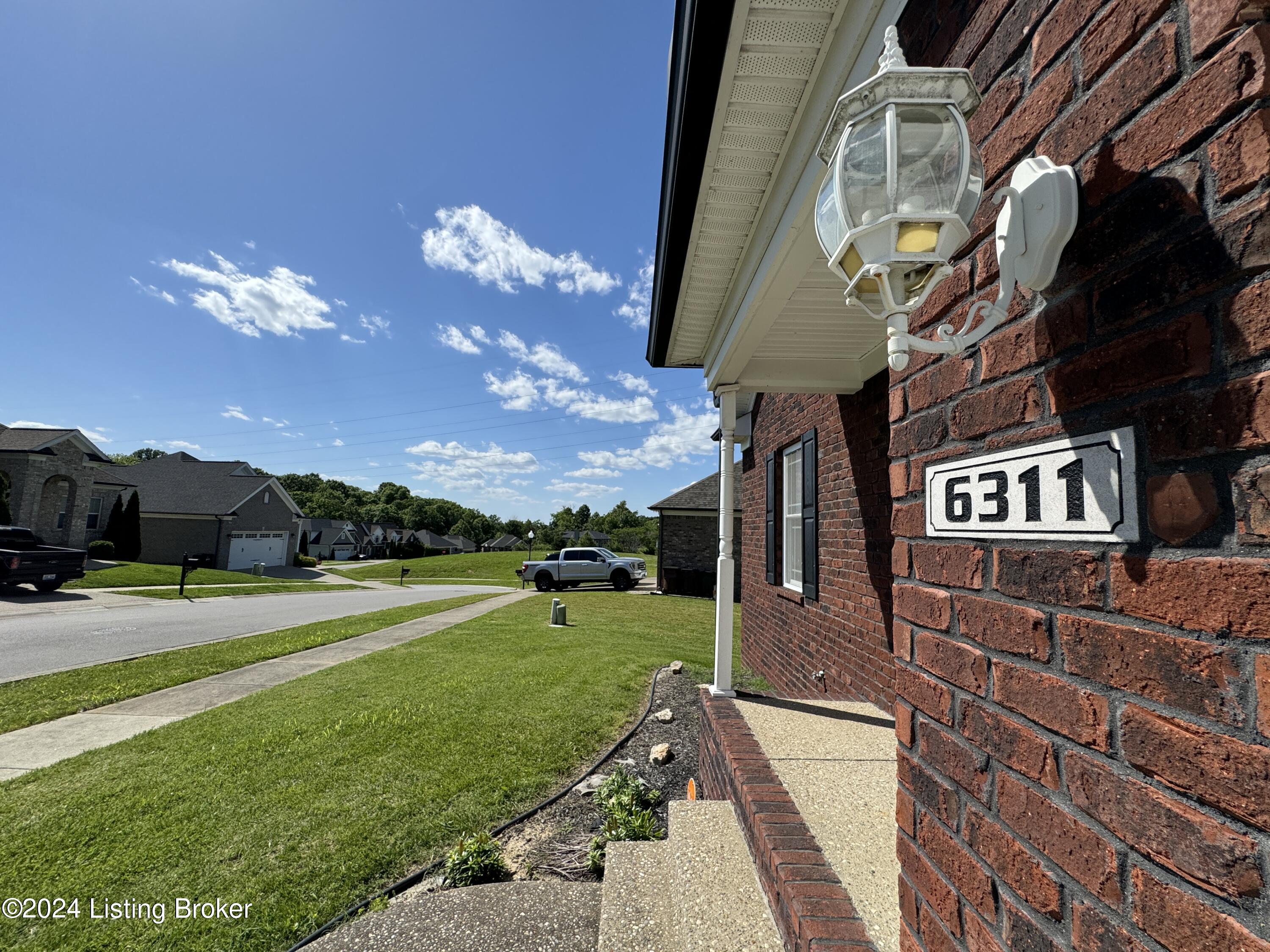 6311 Hollow Tree Road Louisville, KY 40291 - Photo 34 of 35 Beautiful Neighborhood