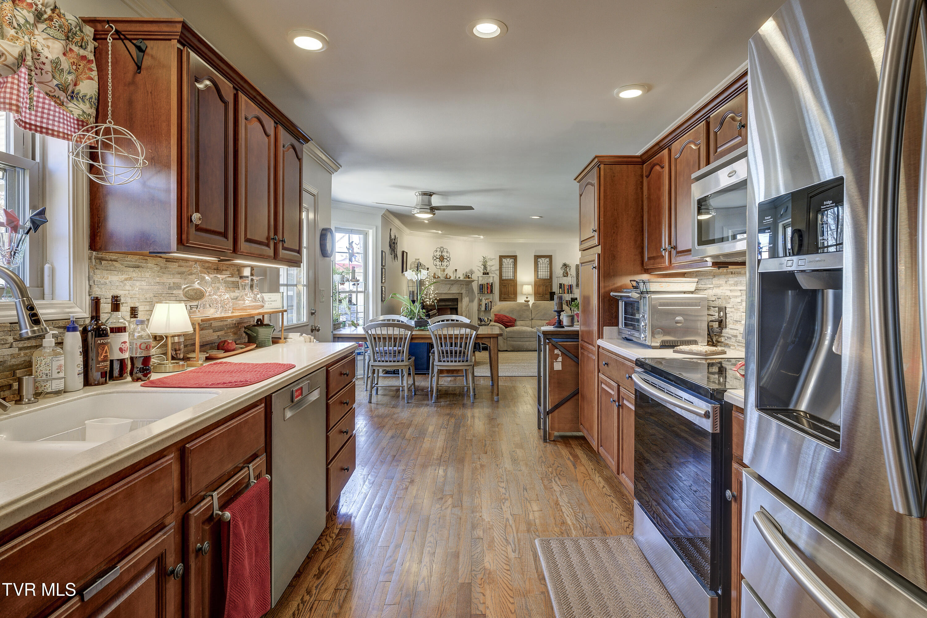 404 East Mountain View Road, Unit 104 Johnson City, TN 37601 - Photo 21 of 46 MtnView104-21