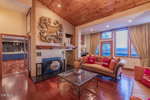 $1,700,000 | 3606 Honeywood Drive, Johnson City, TN 37604