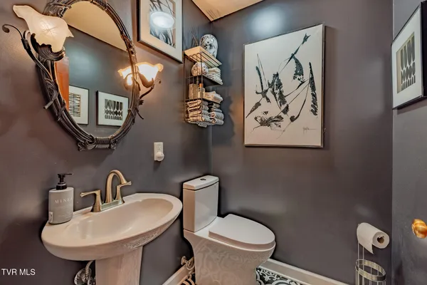 $1,700,000 | 3606 Honeywood Drive, Johnson City, TN 37604