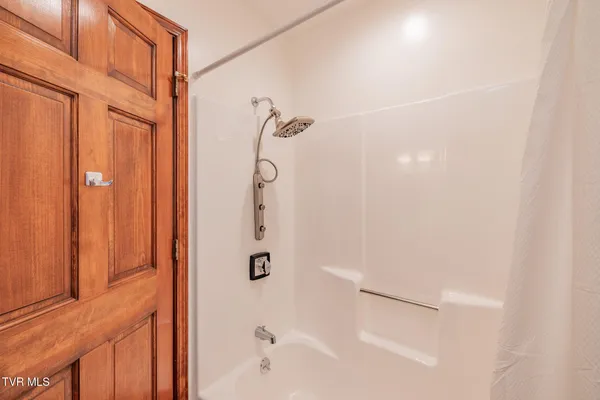 $1,700,000 | 3606 Honeywood Drive, Johnson City, TN 37604