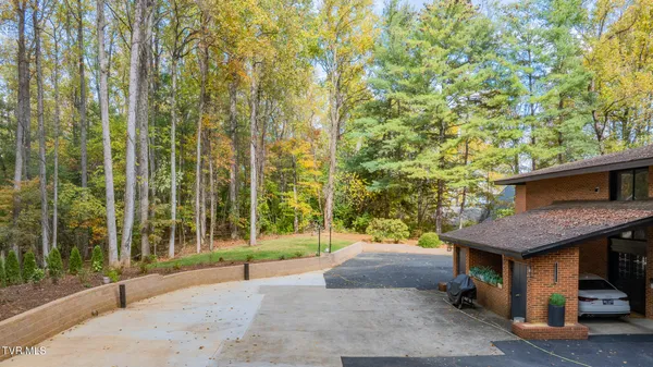 $1,700,000 | 3606 Honeywood Drive, Johnson City, TN 37604