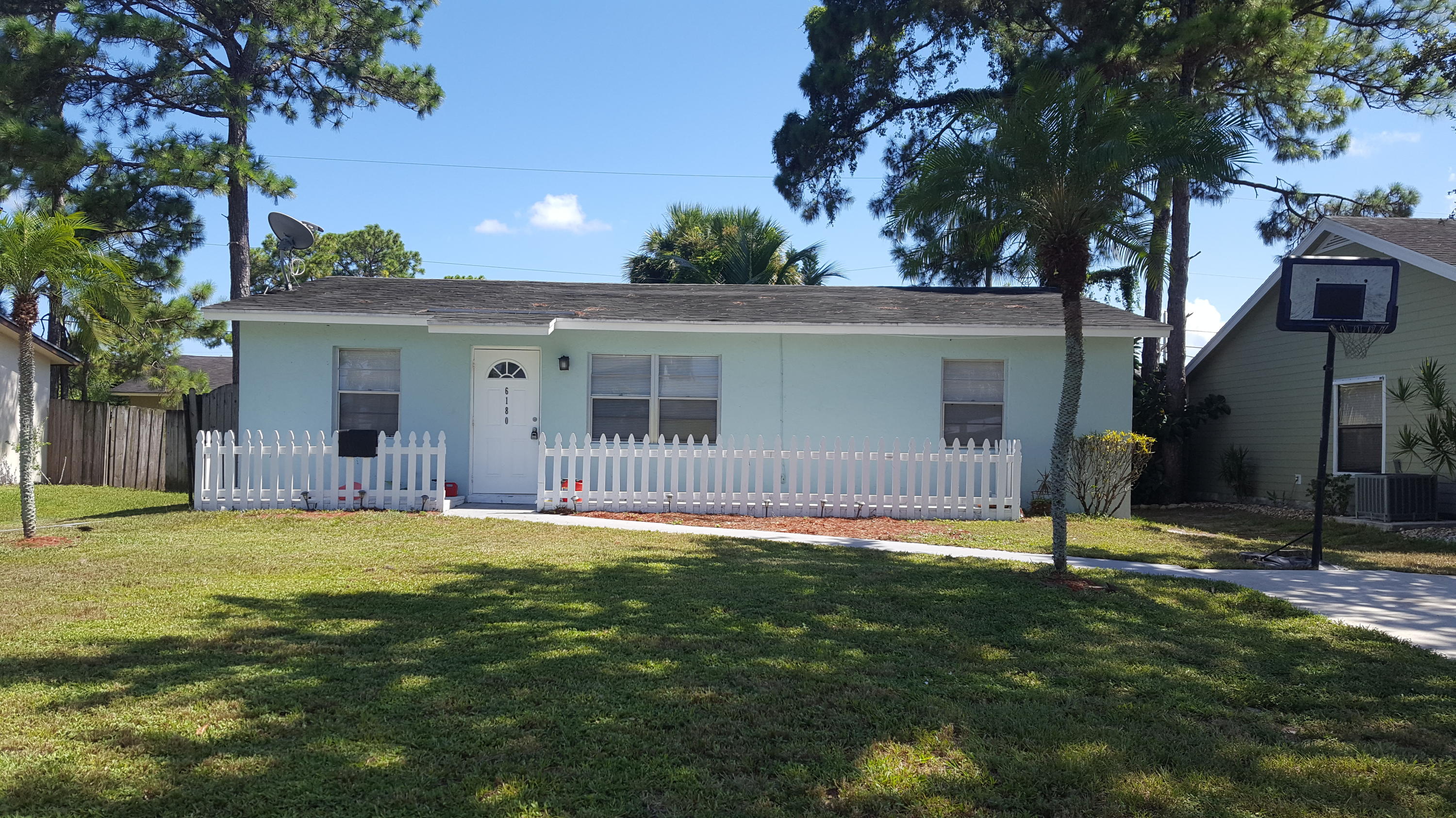 6180 Kendrick Street Jupiter, FL 33458 - Photo 1 of 14 front