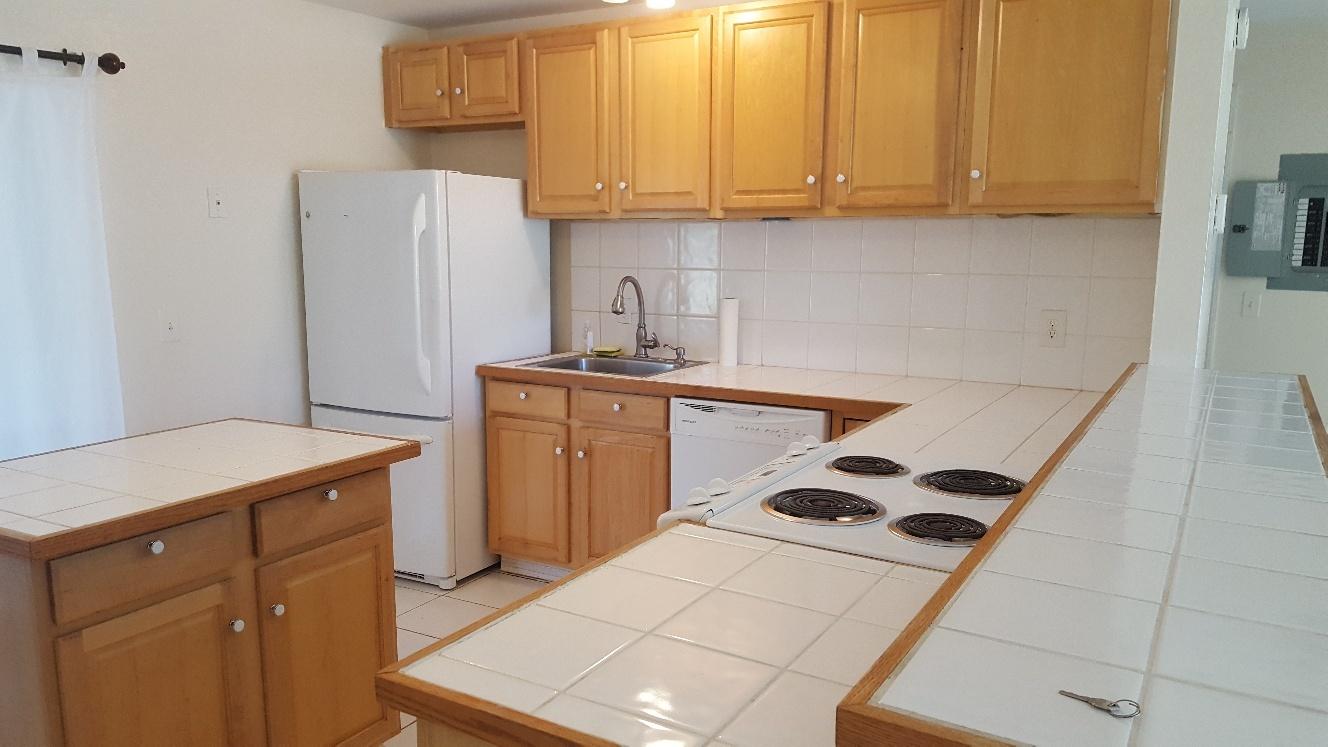 6180 Kendrick Street Jupiter, FL 33458 - Photo 5 of 14 kitchen