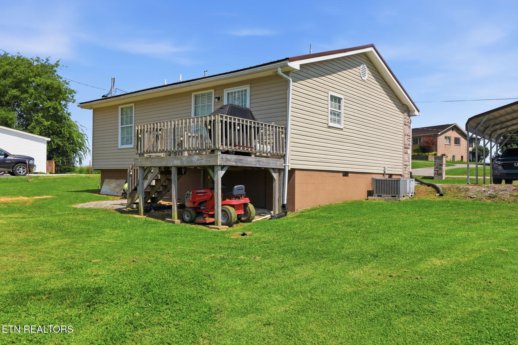 293 Watkins Road East Loudon, TN 37774 - Photo 20 of 20 8-web-or-mls-DZ3A6049