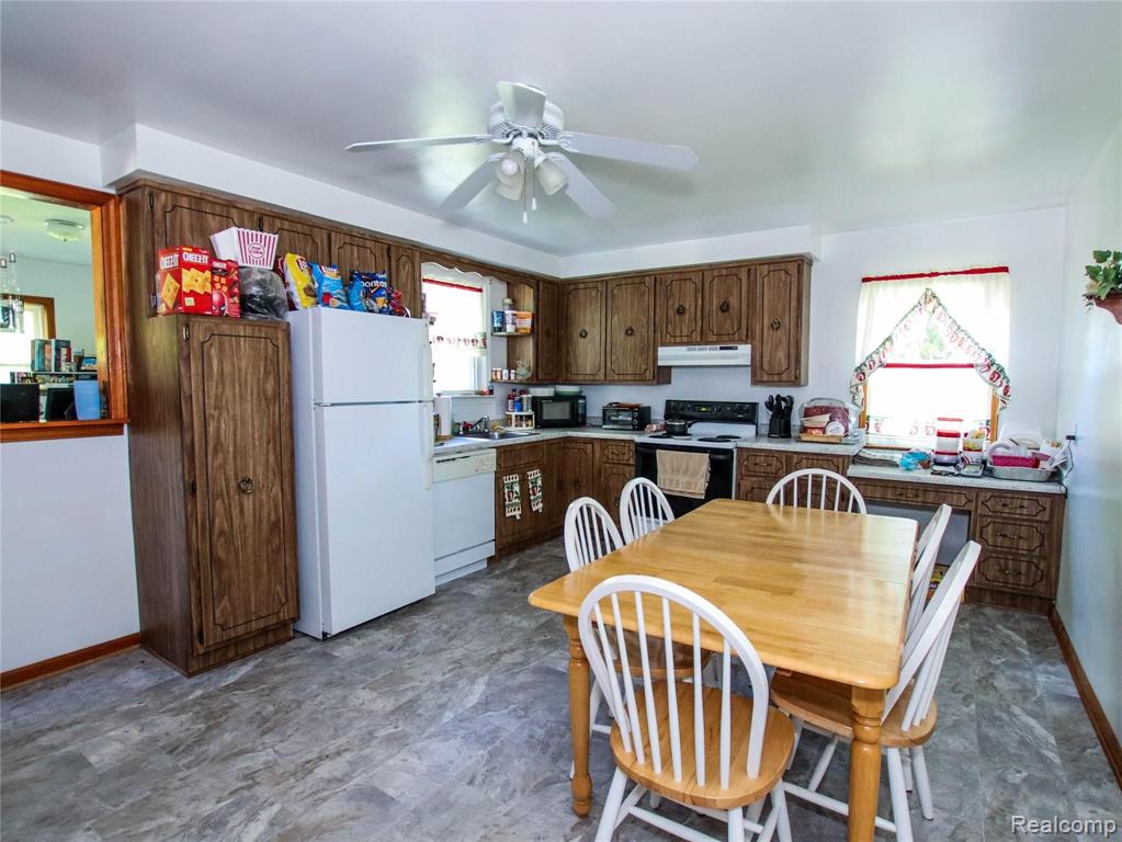 11684 Berwyn Redford, MI 48239 - Photo 16 of 32