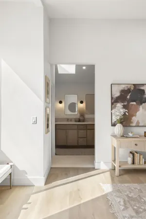 a view of livingroom with furniture