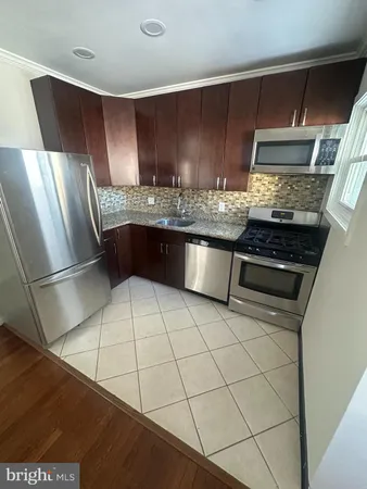 $2,200 | 2712 6th Street Northeast, Washington, DC 20017