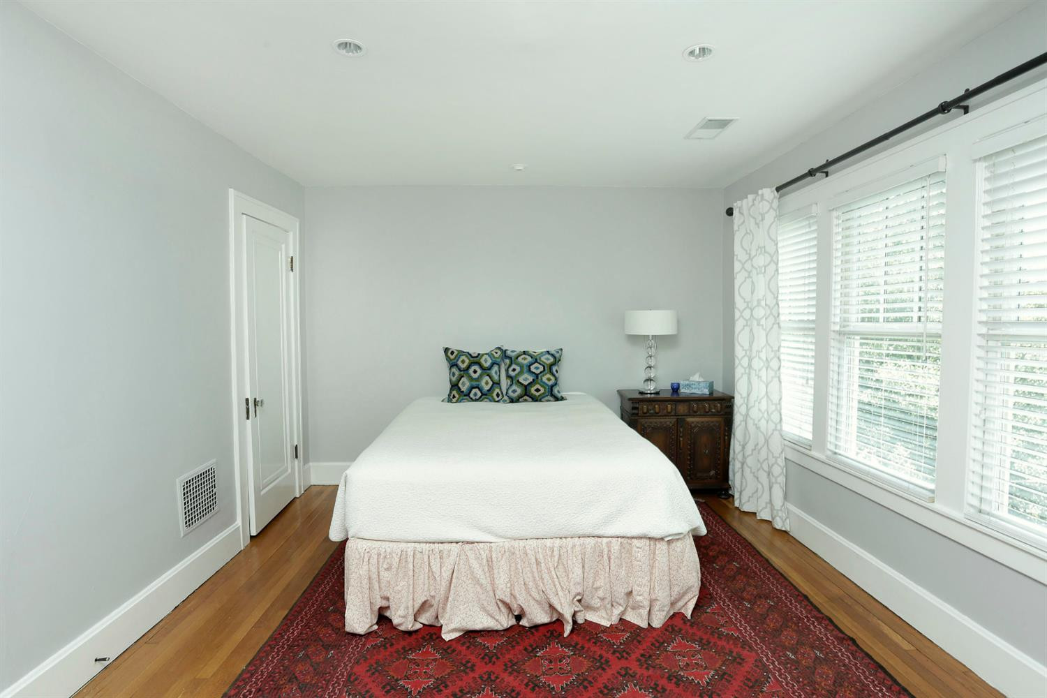 342 Dudley Road Lexington, KY 40502 - Photo 13 of 25 Photo 13