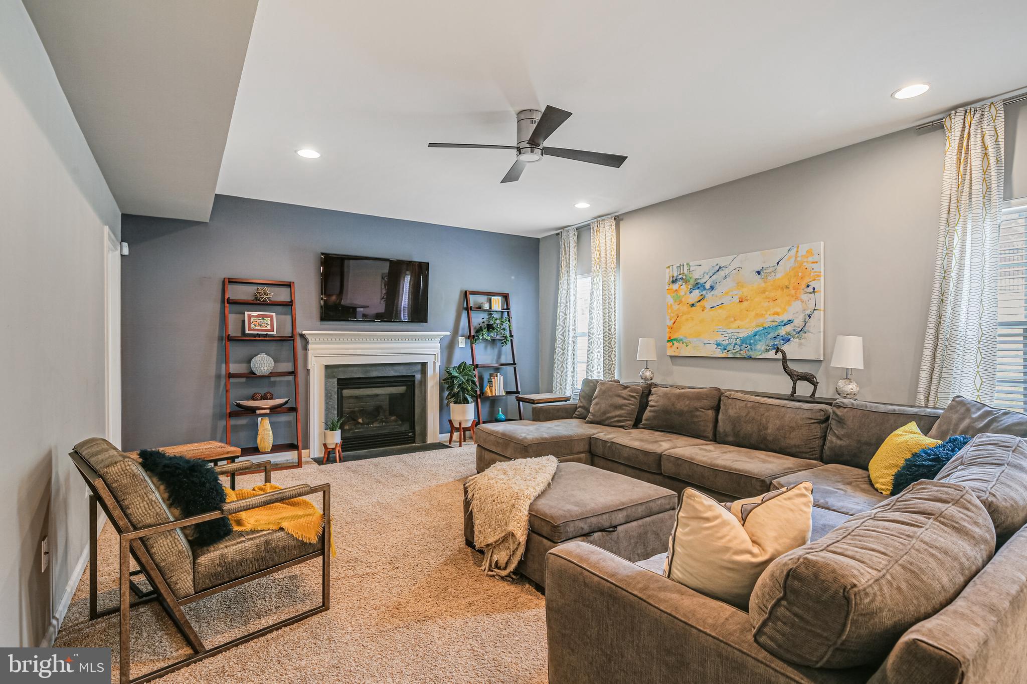 7145 Long View Road Columbia, MD 21044 - Photo 9 of 65 Family room with gas fireplace