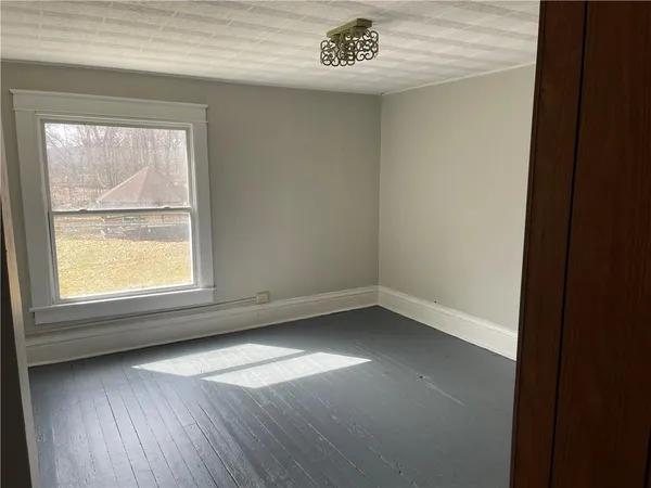 $750 | 15 Darlington Avenue, New Castle, PA 16102