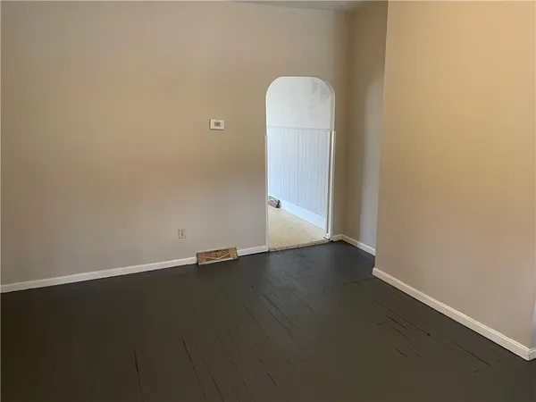 $750 | 15 Darlington Avenue, New Castle, PA 16102