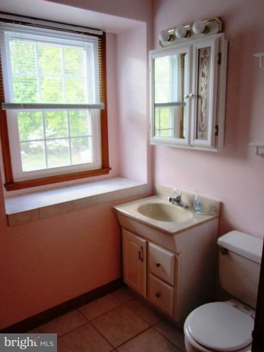 12827 Dover Road Reisterstown, MD 21136 - Photo 5 of 30 Bath