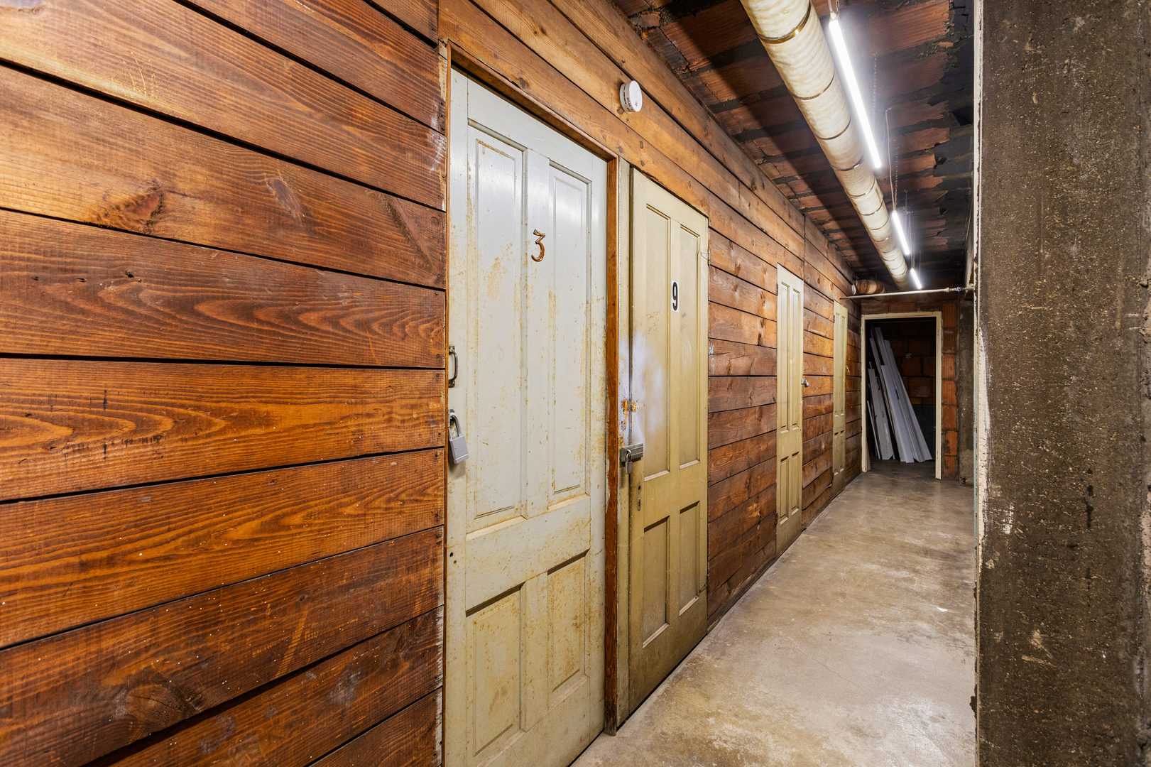 307 North Prairie Street, Unit 3 Champaign, IL 61820 - Photo 33 of 34 a view of a wooden door