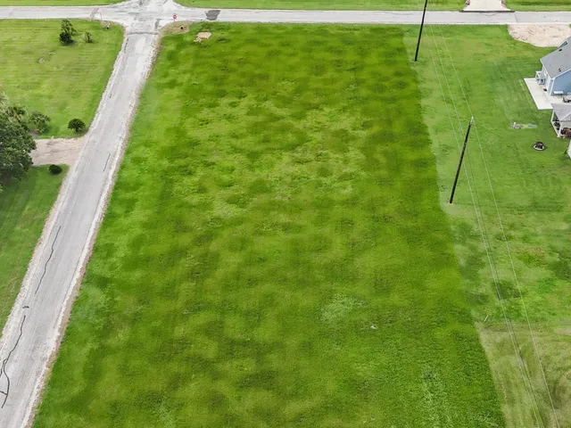 $22,000 | 102 Calumet Drive, Palacios, TX 77465