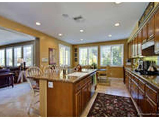 1253 Belleflower Road Carlsbad, CA 92011 - Photo 11 of 25 Gallery Image 11