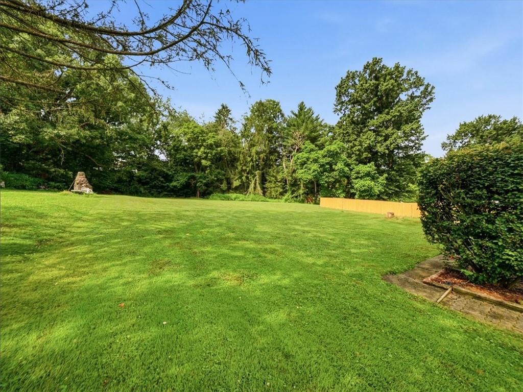 606 Golf Course Road Aliquippa, PA 15001 - Photo 24 of 31