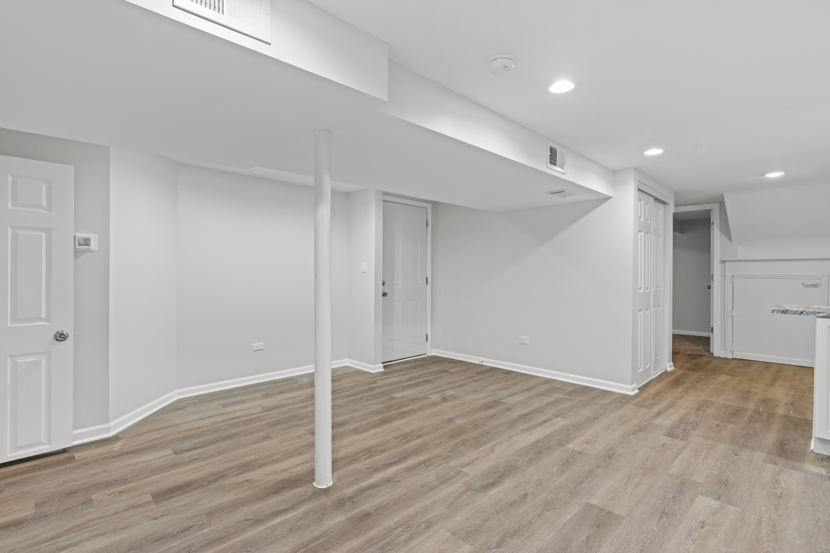 236 Callan Avenue, Unit G Evanston, IL 60202 - Photo 7 of 13 a view of an empty room