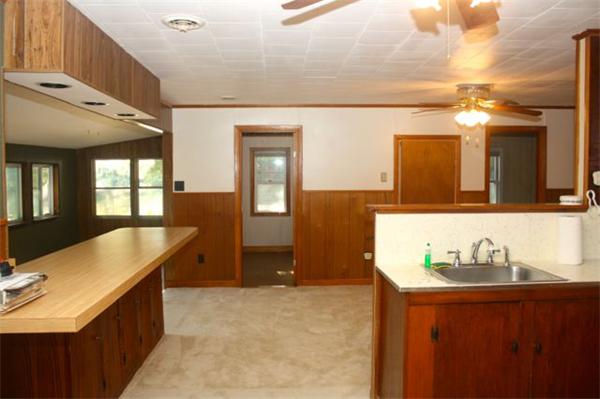 22 Oak Ridge Road Lunenburg, MA 01462 - Photo 6 of 13 Gallery Image 6