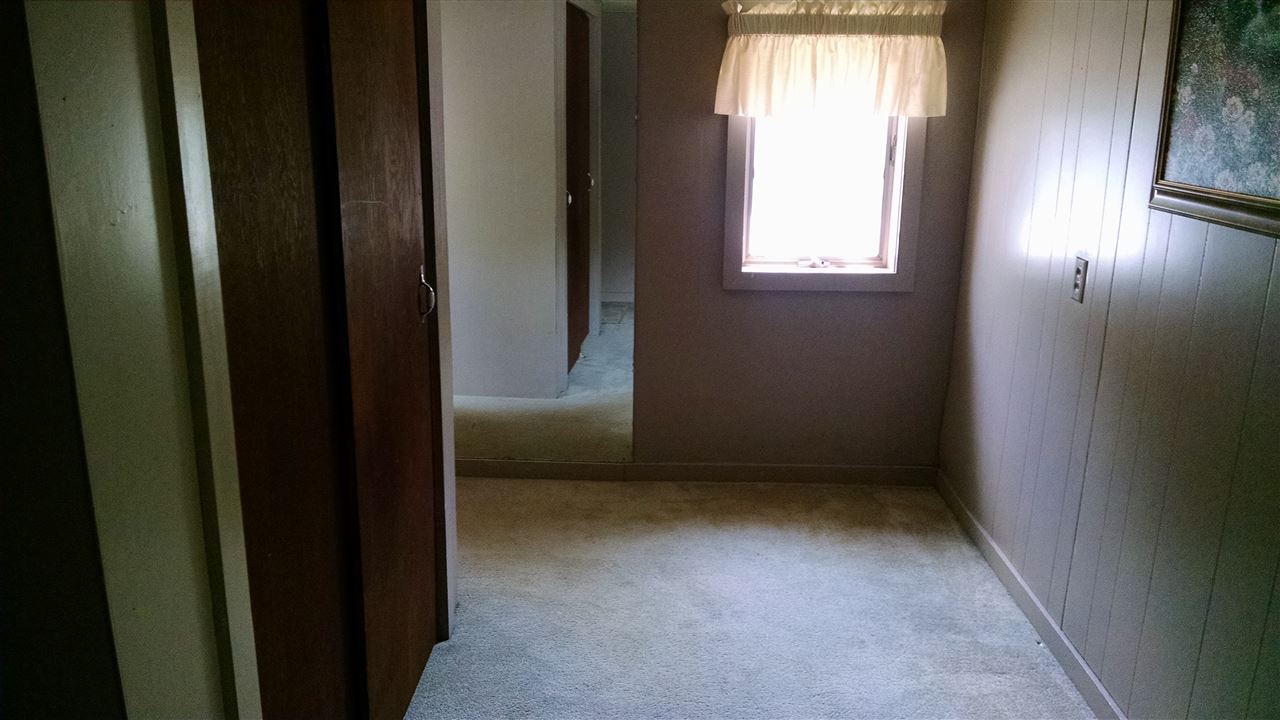25 West River Road Mount Pleasant, MI 48858 - Photo 30 of 42 1803171-29.JPG