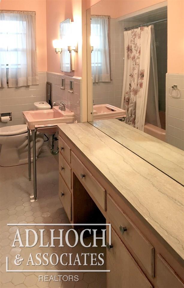 366 Kerby Road Grosse Pointe Farms, MI 48236 - Photo 10 of 14