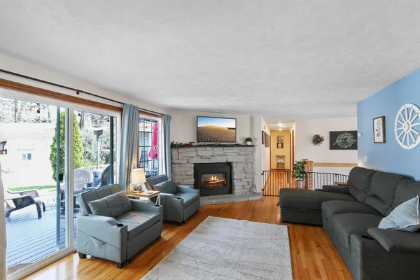 $585,000 | 9908 North Glenwood Drive, Spokane, WA 99208