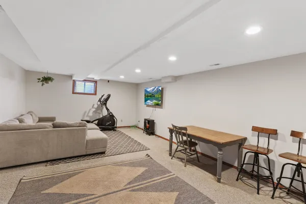 $585,000 | 9908 North Glenwood Drive, Spokane, WA 99208