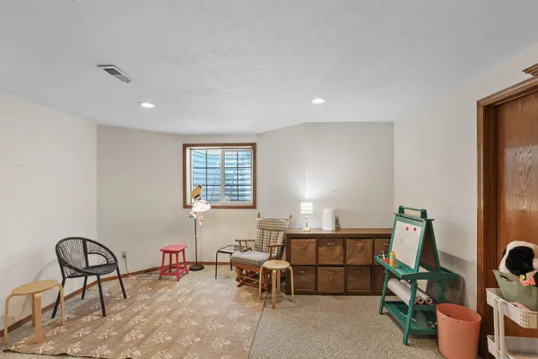 $585,000 | 9908 North Glenwood Drive, Spokane, WA 99208