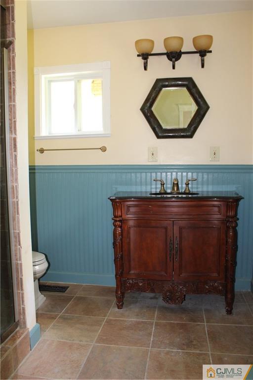 232 Georges Road Dayton, NJ 08810 - Photo 12 of 24 Gallery Image 12