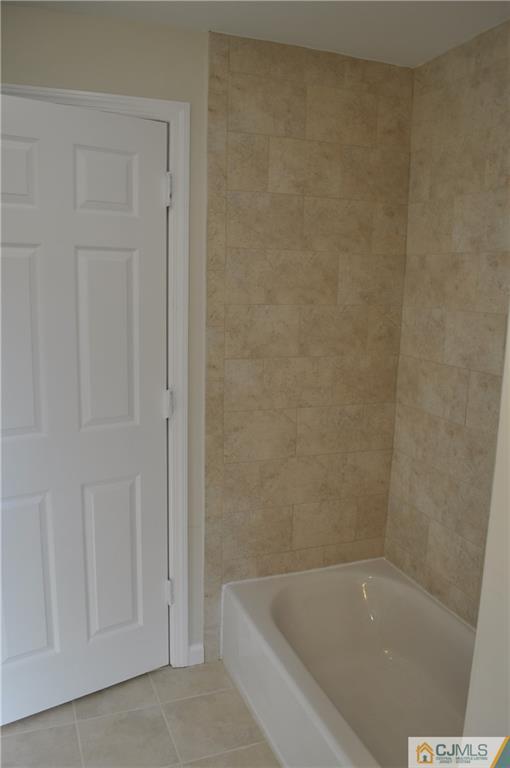 232 Georges Road Dayton, NJ 08810 - Photo 22 of 24 Gallery Image 22