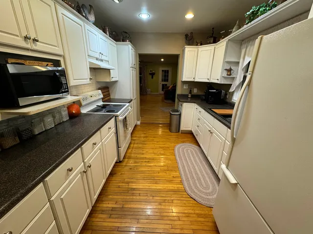 $395,000 | W6147 Highway 21, Wautoma, WI 54982