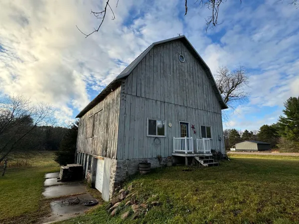 $395,000 | W6147 Highway 21, Wautoma, WI 54982