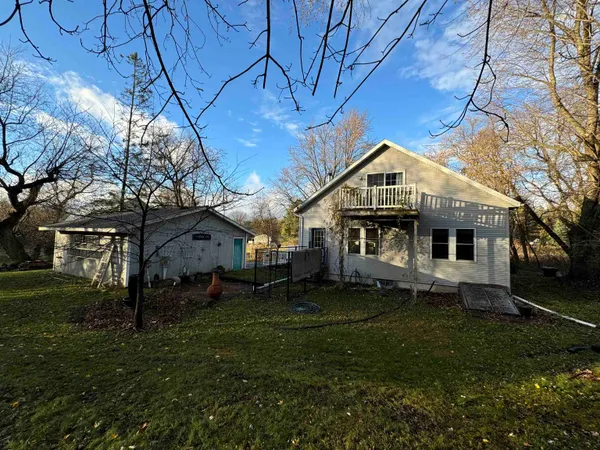 $395,000 | W6147 Highway 21, Wautoma, WI 54982