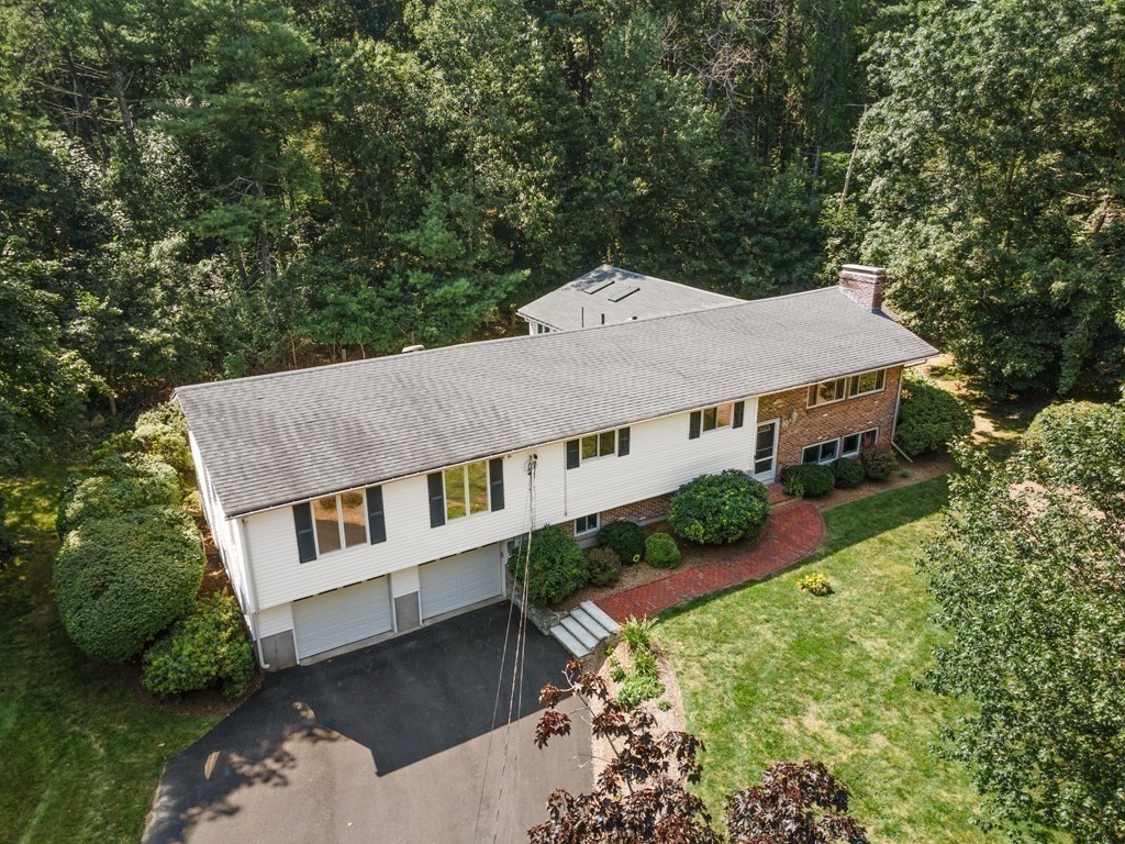 10 Livingston Road Sharon, MA 02067 - Photo 27 of 30 Gallery Image 27