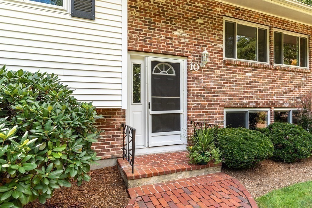 10 Livingston Road Sharon, MA 02067 - Photo 28 of 30 Gallery Image 28