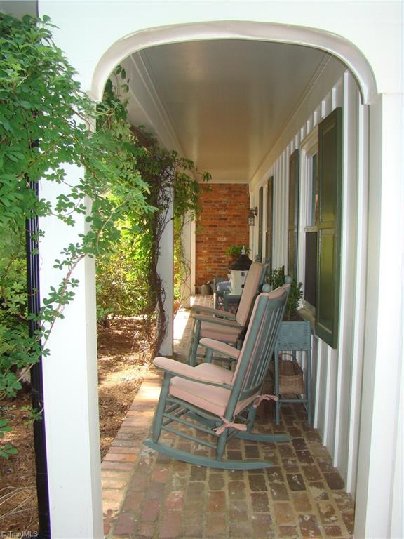 3614 Pinetop Road Greensboro, NC 27410 - Photo 4 of 30 Gallery Image 4