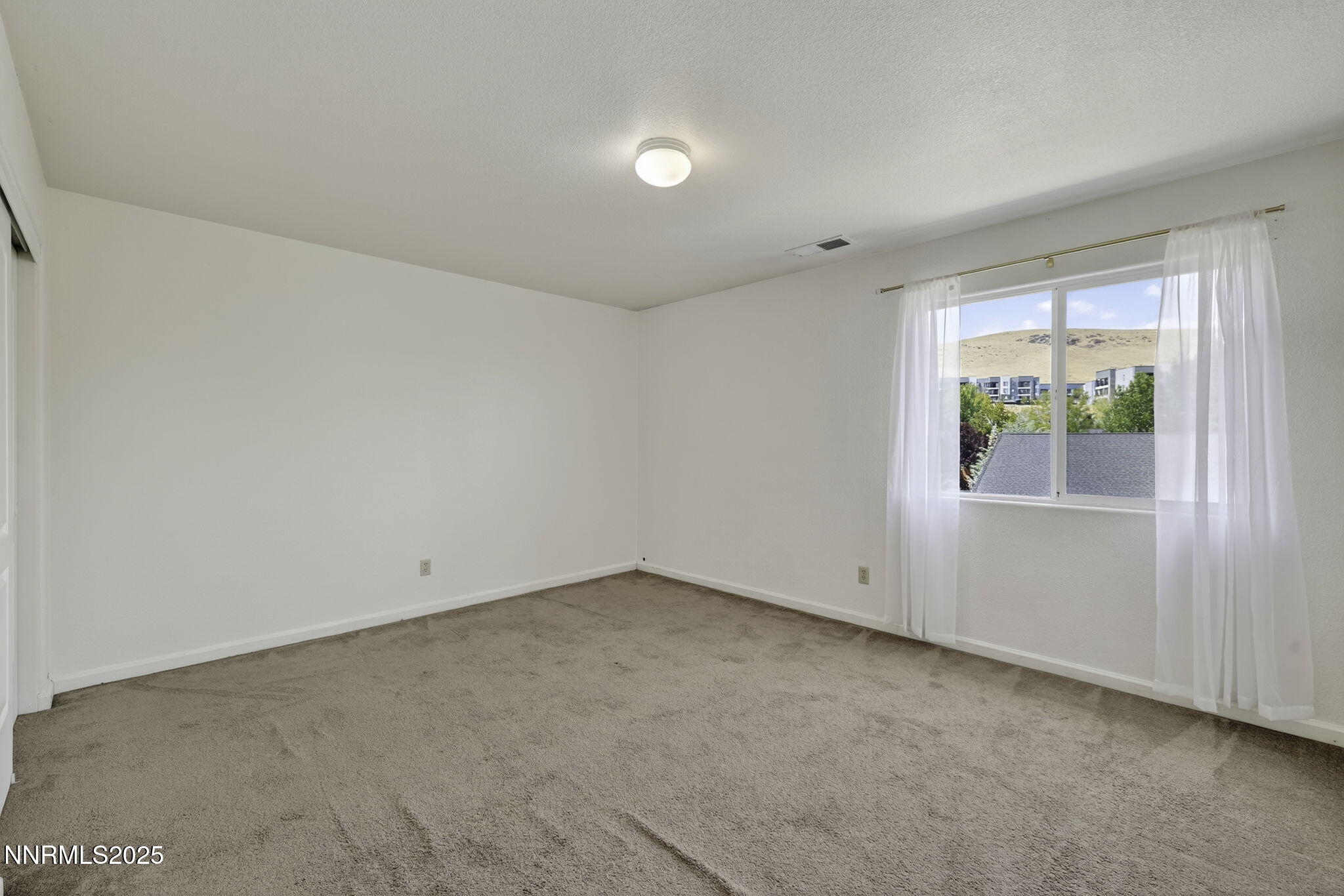3181 Sky Country Drive Reno, NV 89503 - Photo 25 of 41 39-web-or-mls-3181 Sky Country-35