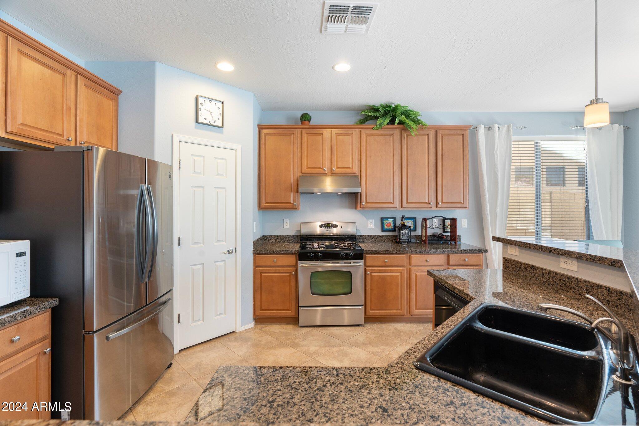 4427 West Summerside Road Laveen, AZ 85339 - Photo 12 of 72 16-DSC07800