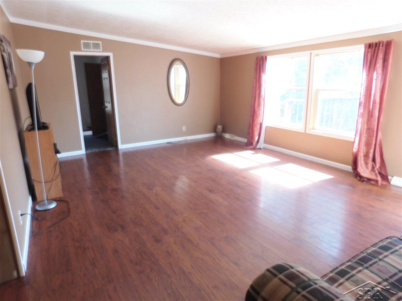 18478 Grabowski Road St. Charles, MI 48655 - Photo 9 of 31 31318948-8.JPG
