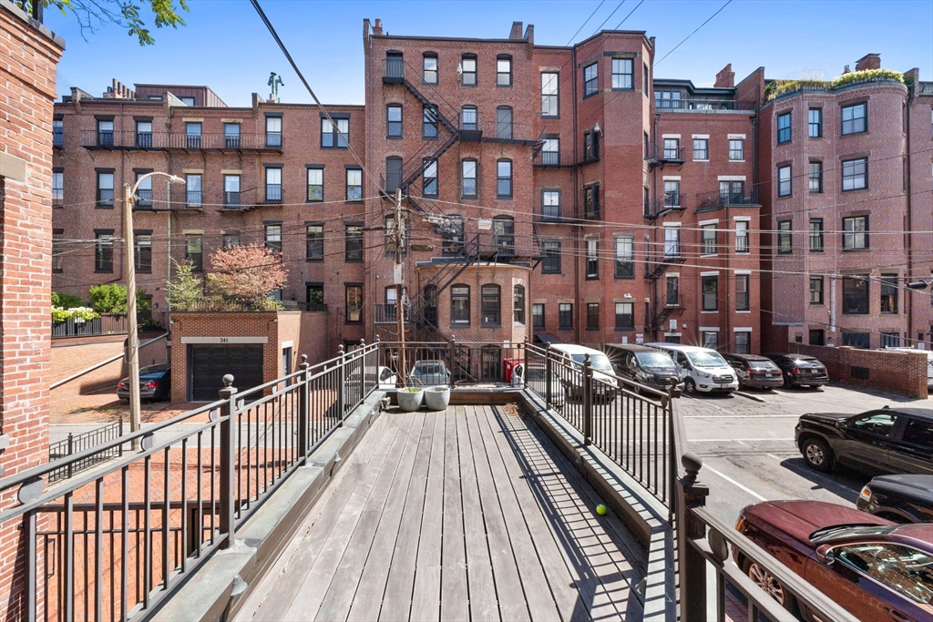 321 Beacon Street Boston, MA 02116 - Photo 14 of 20