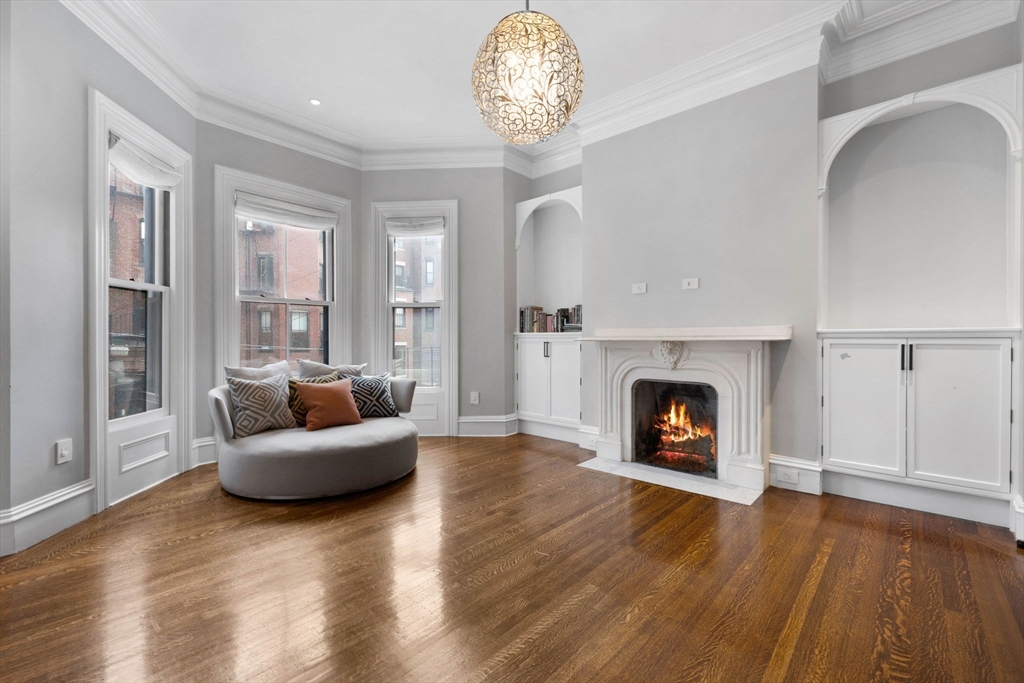 321 Beacon Street Boston, MA 02116 - Photo 2 of 20