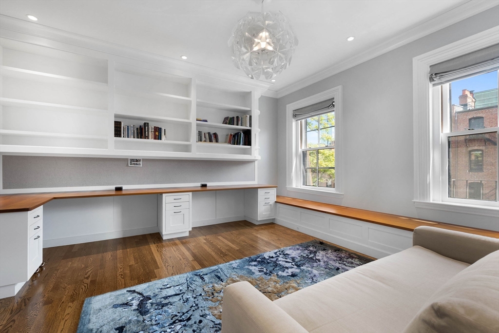 321 Beacon Street Boston, MA 02116 - Photo 5 of 20